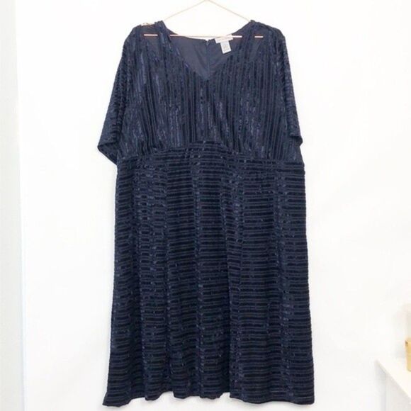 Catherines Velvet Short Sleeve Cut Out Dress Navy Blue Like New 2X 22D - Picture 1 of 5